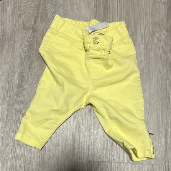4/$20 Yellow Kids Bottoms - Picture 1 of 1